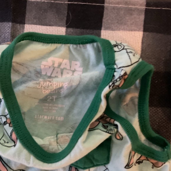 Lot of 2 Jumping Beans 24 months to 2t infant boys Star Wars body suit and shirt - Picture 3 of 3